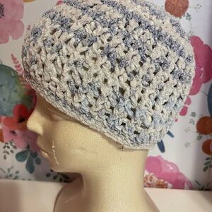 Cozy Knit boys or girls 8-12 Beanie - White and Gray